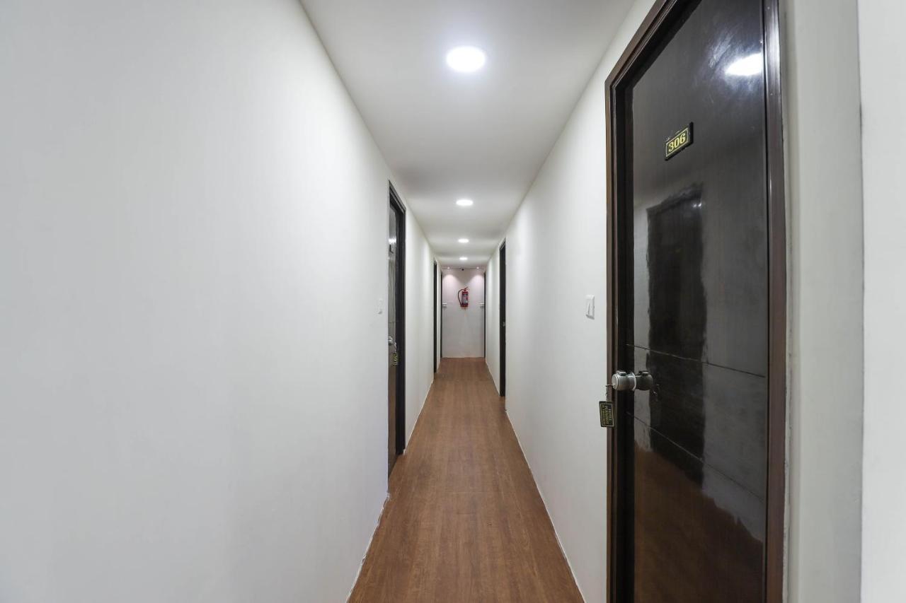 Oyo 40139 Hotel Peradiot Ahmedabad Extérieur photo